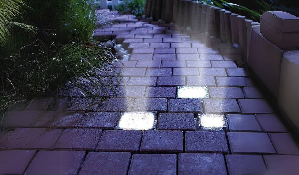 Solar Bricks & Housing Lights